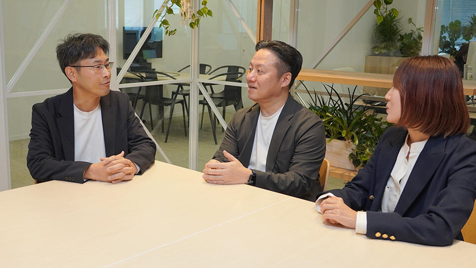 フューチャーアーキテクト「顧客の未来に本気でコミットする、情熱ある組織」取材の様子